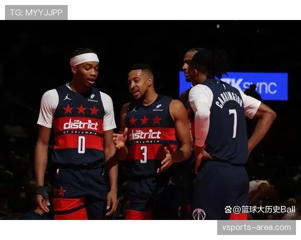 CJ·麦科勒姆突破拉开防守空间提升球队关键时刻得分效率